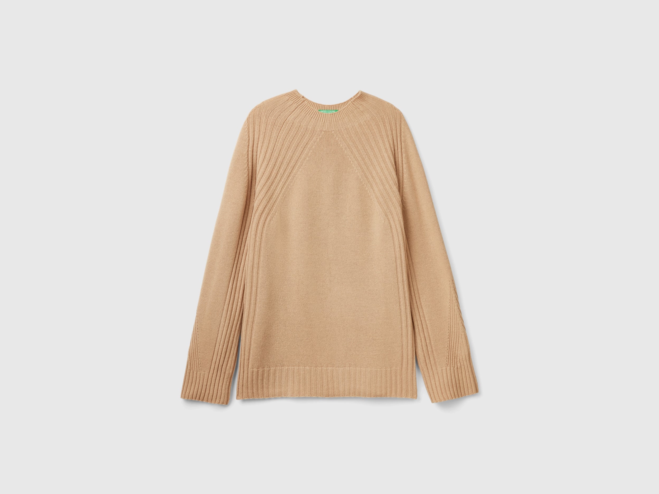 Mock neck sweater with slits da donna cammello | Benetton Outlet