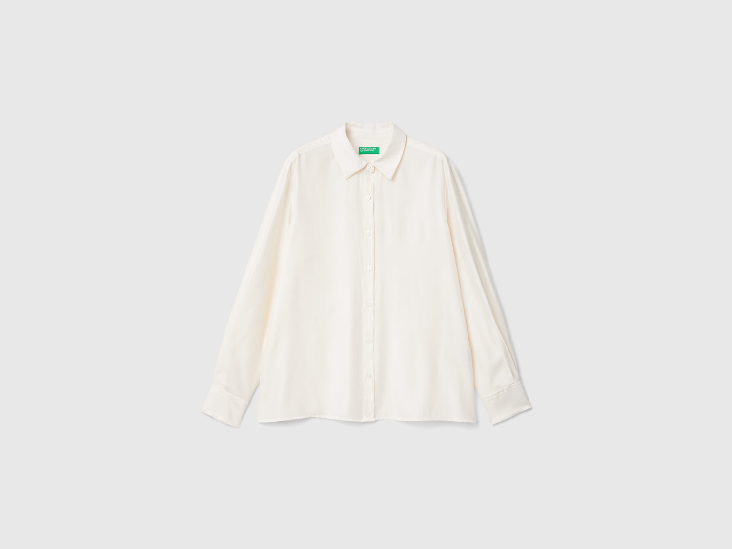 Camicia fluida regular fit da donna bianco panna | Benetton Outlet