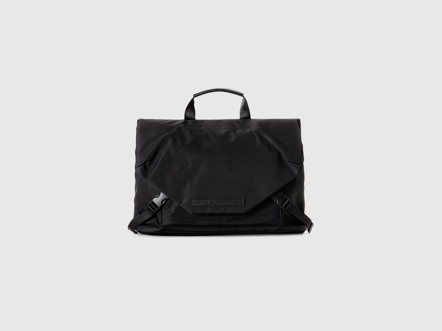 Nylon Messenger Bag da uomo nero | Benetton Outlet