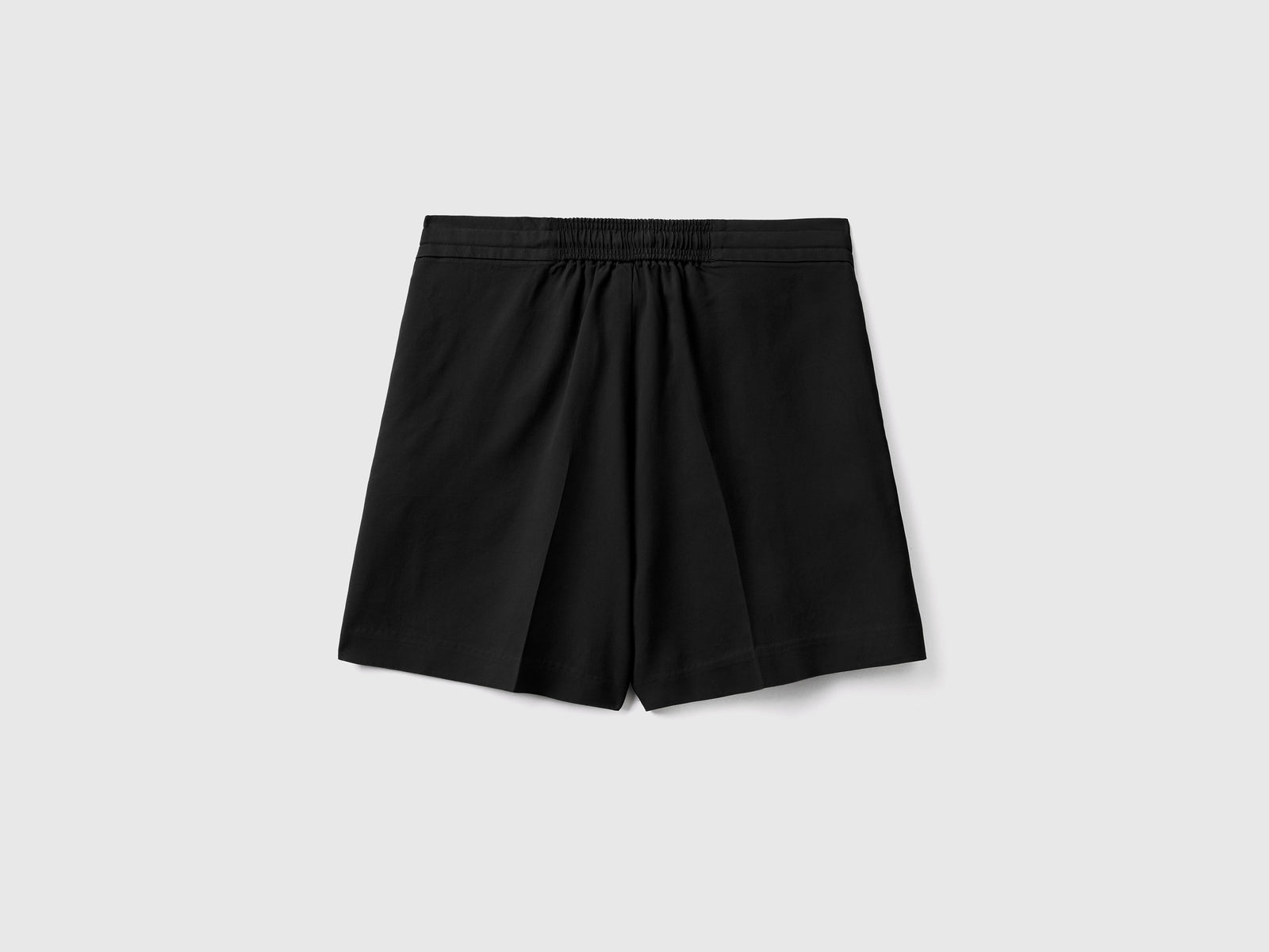 Bermuda con coulisse da donna nero 2 | Benetton Outlet