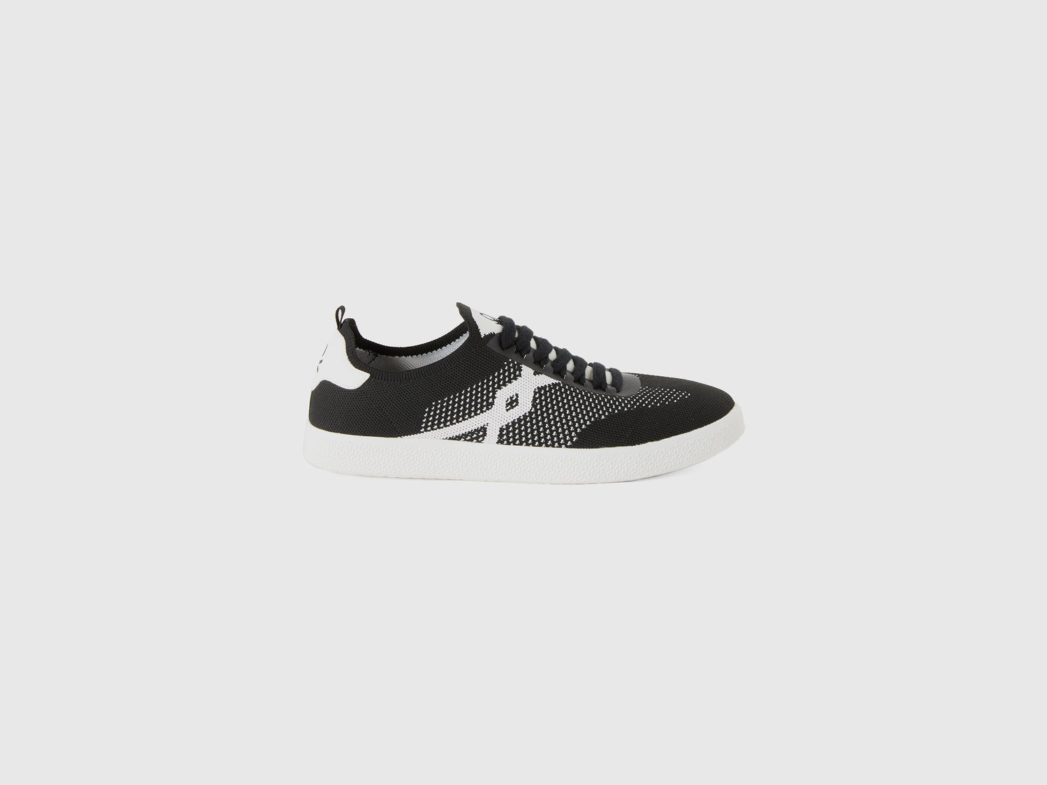 Low sneakers da uomo nero | Benetton Outlet