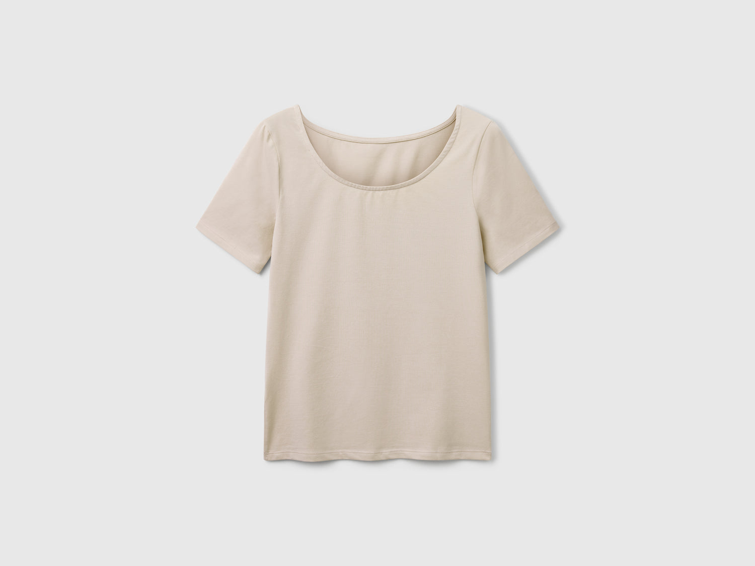 T-shirt slim fit reversibile da donna beige | Benetton Outlet