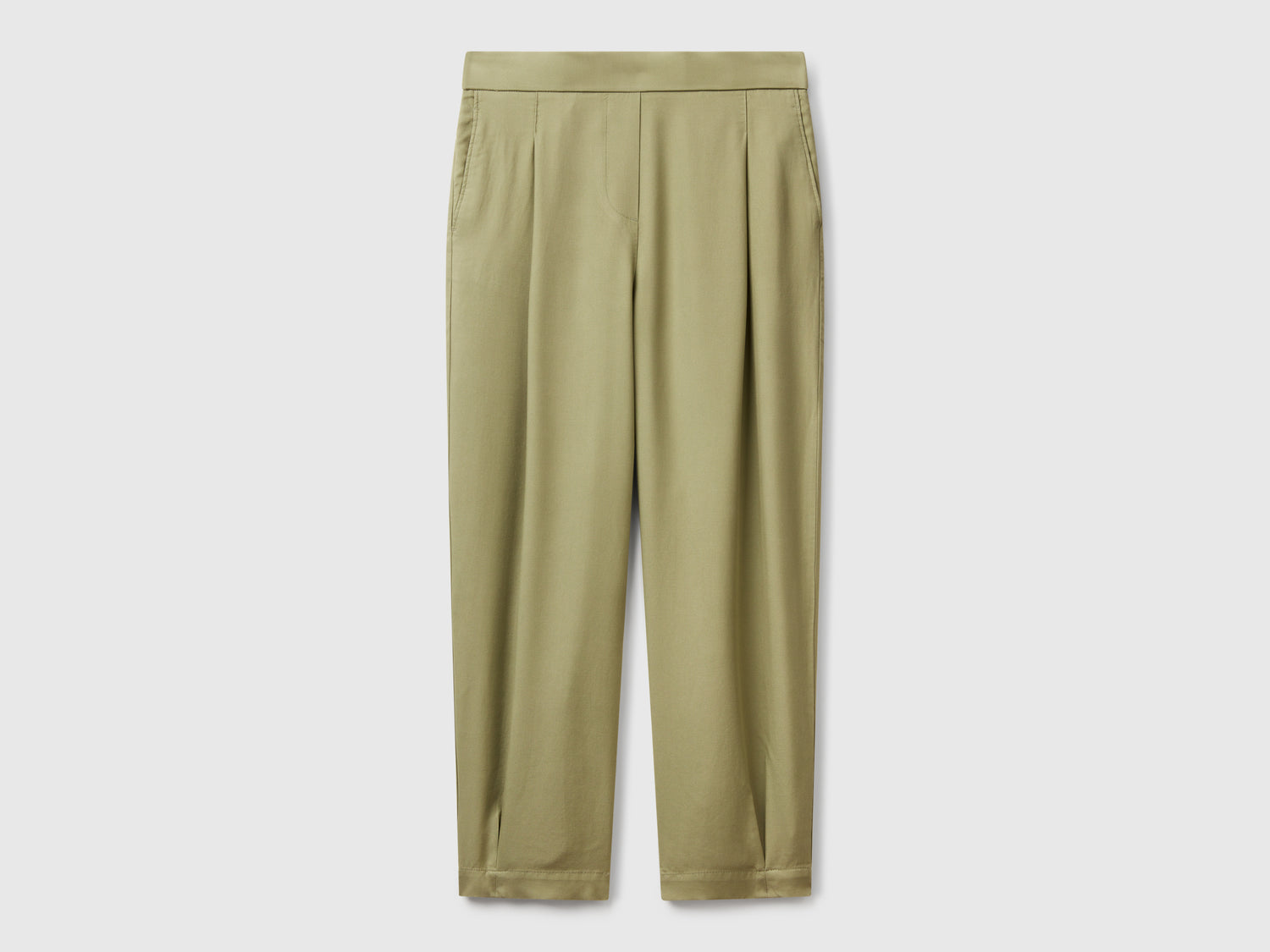 Pantaloni fluidi con pinces da donna verde oliva | Benetton Outlet