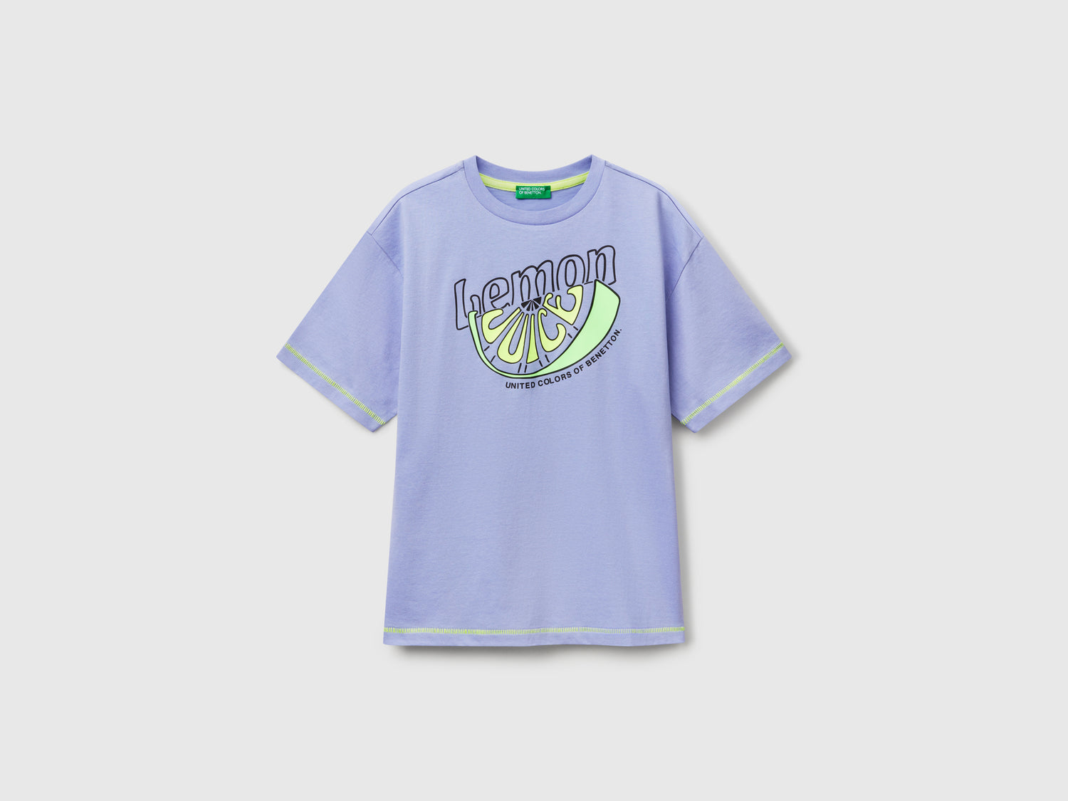 T-shirt con stampa davanti e dietro da bambino pervinca | Benetton Outlet