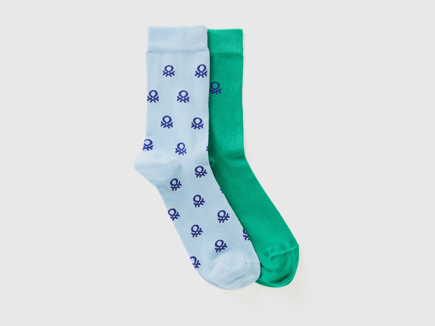 Two pairs of long socks with logos da uomo multi-color | Benetton Outlet