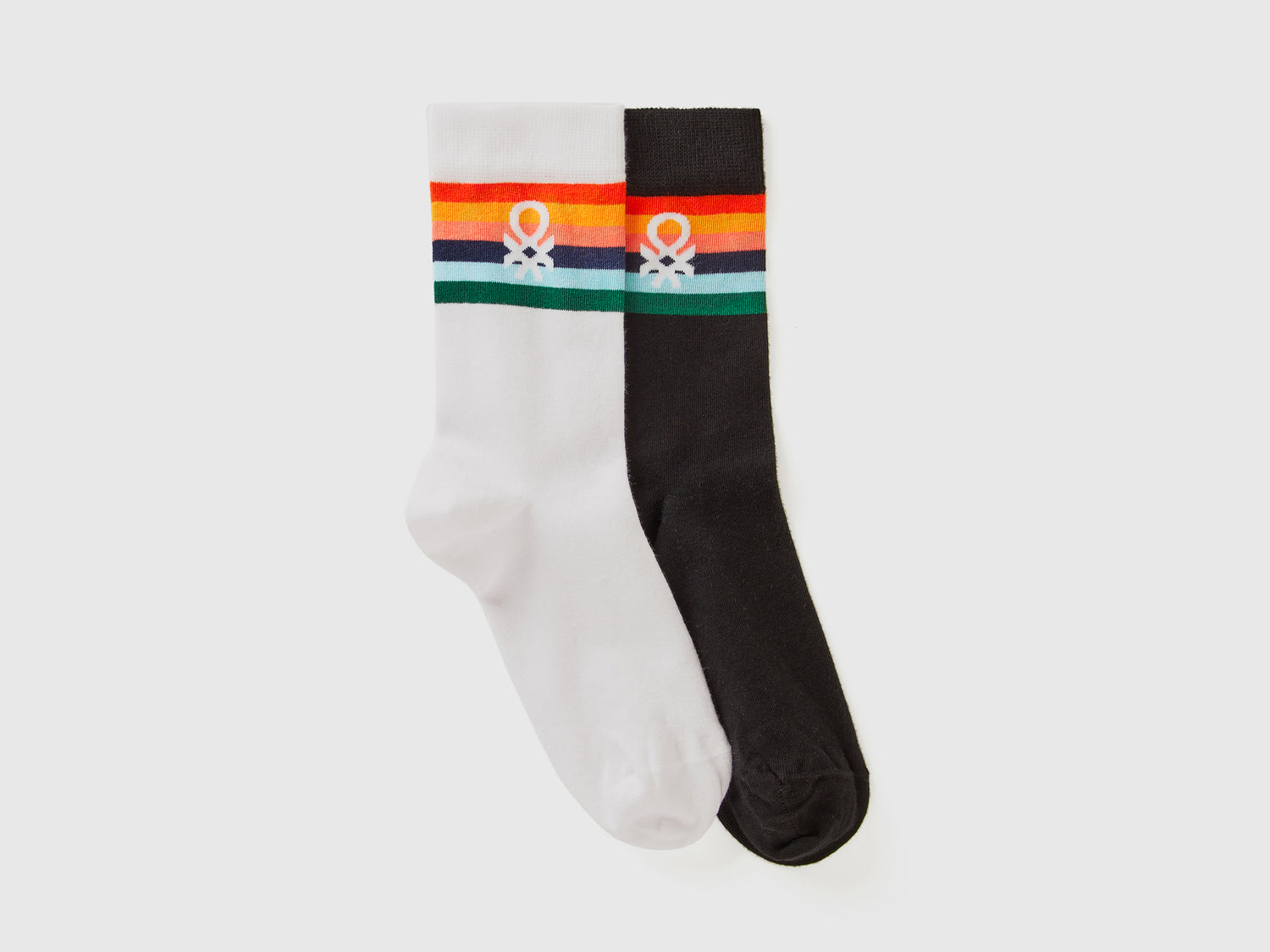 Two pairs of long socks with logos da uomo multi-color | Benetton Outlet