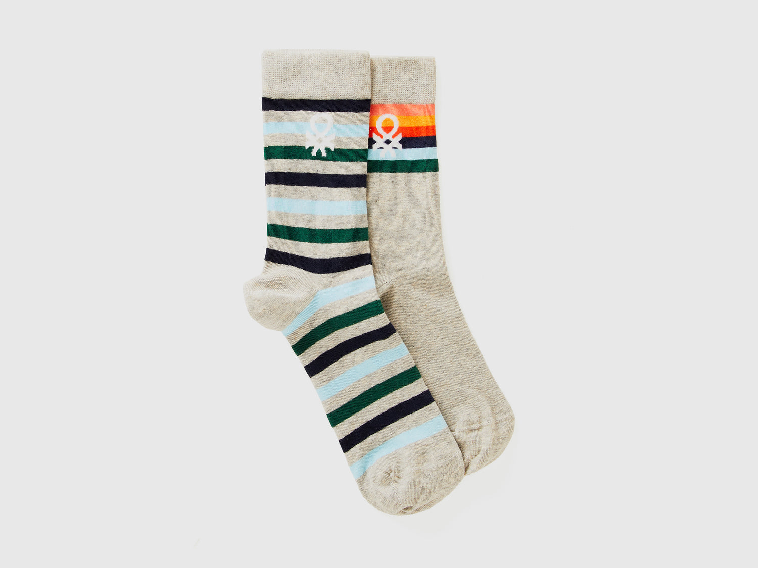 Two pairs of long socks with logos da uomo grigio chiaro | Benetton Outlet