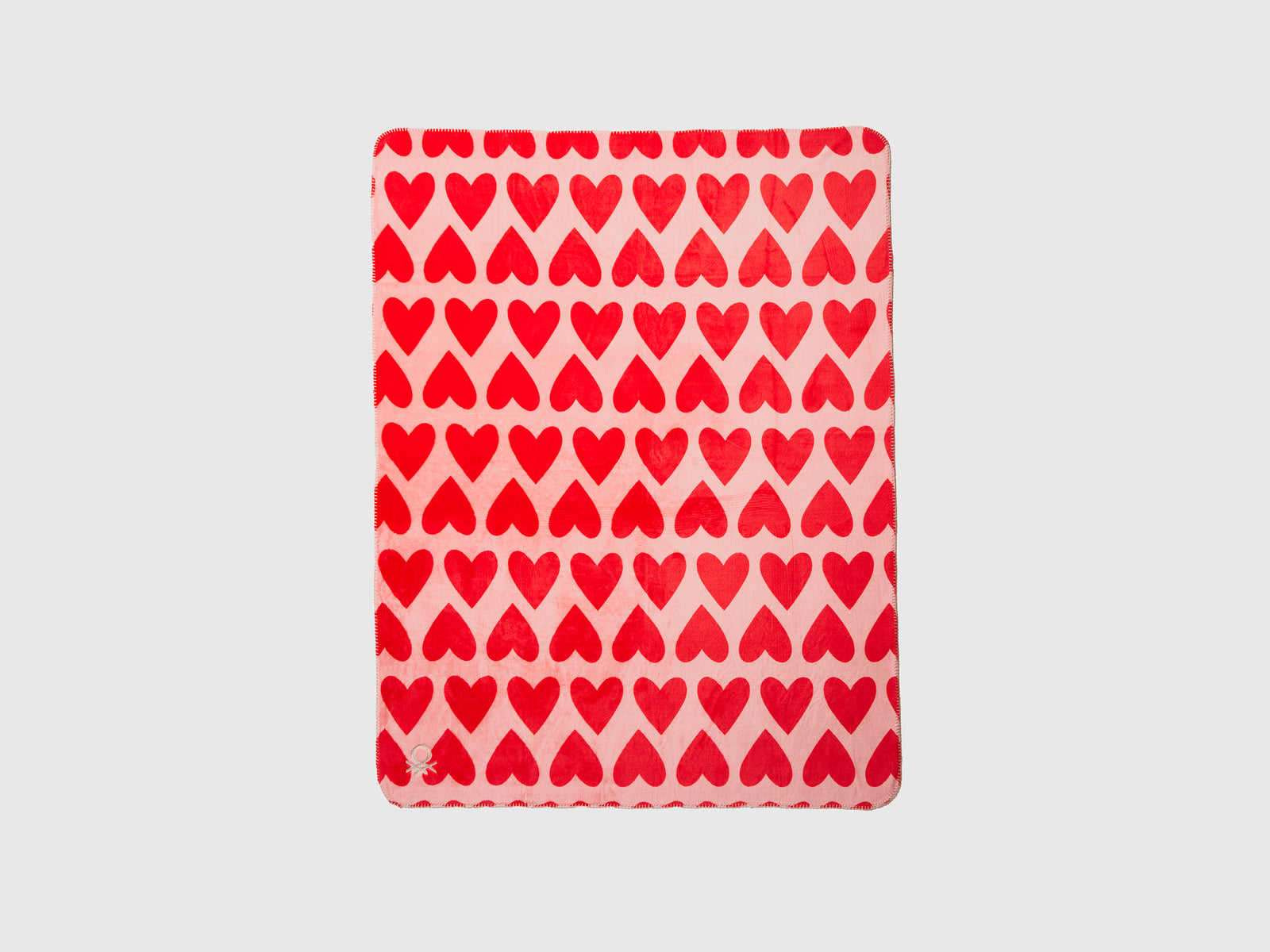 Faux fur blanket with hearts da uomo multi-color | Benetton Outlet