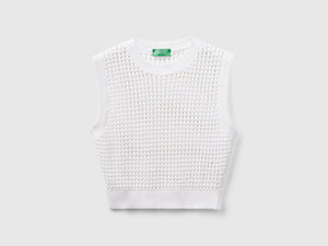 Cropped crochet vest