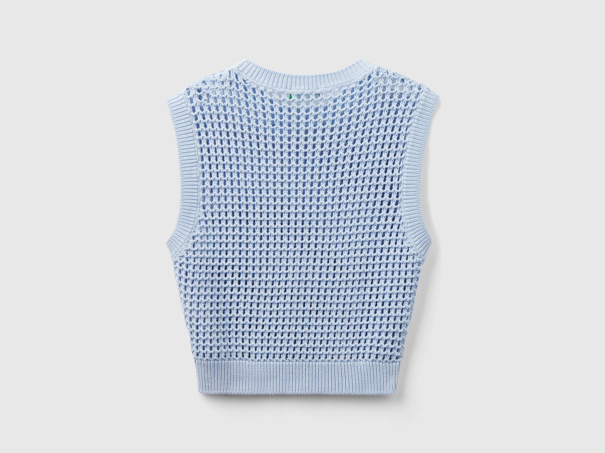 Cropped crochet vest