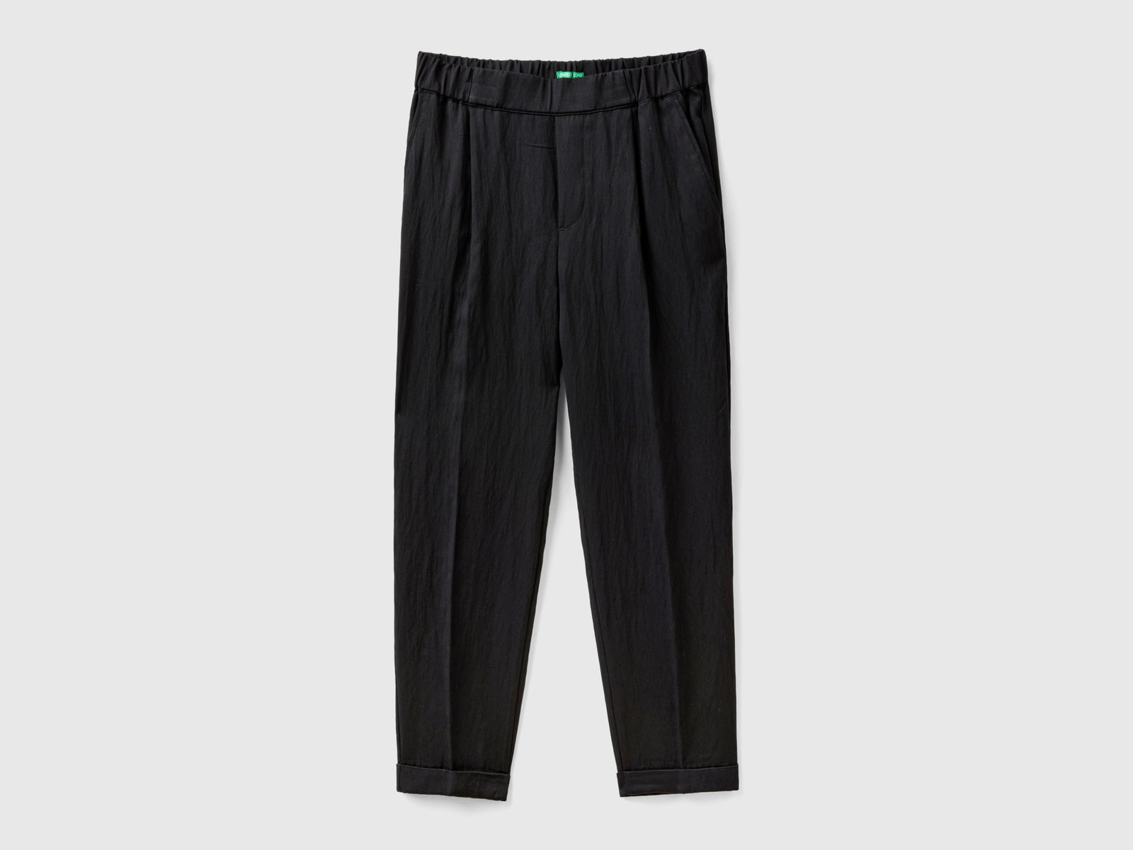Pantaloni con risvolto in misto viscosa da donna nero | Benetton Outlet