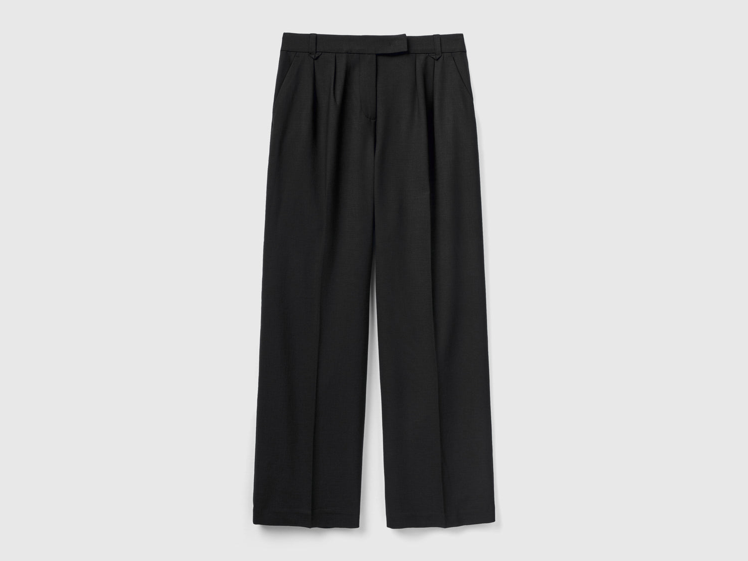 Pantaloni fluidi con doppia piega da donna nero | Benetton Outlet