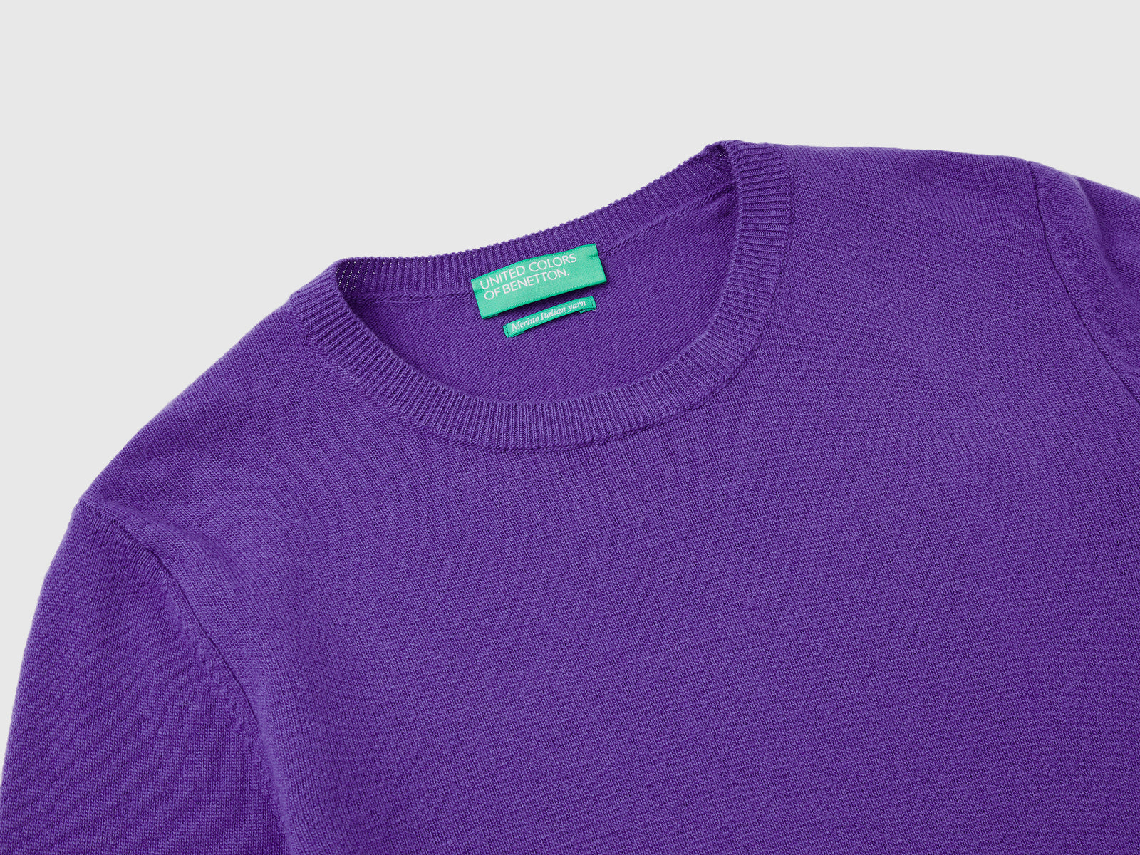 Maglia girocollo in pura lana Merino da donna viola 3 | Benetton Outlet