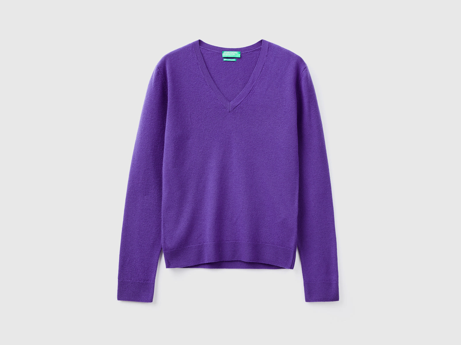 Maglia con scollo a V in pura lana Merino da donna viola | Benetton Outlet