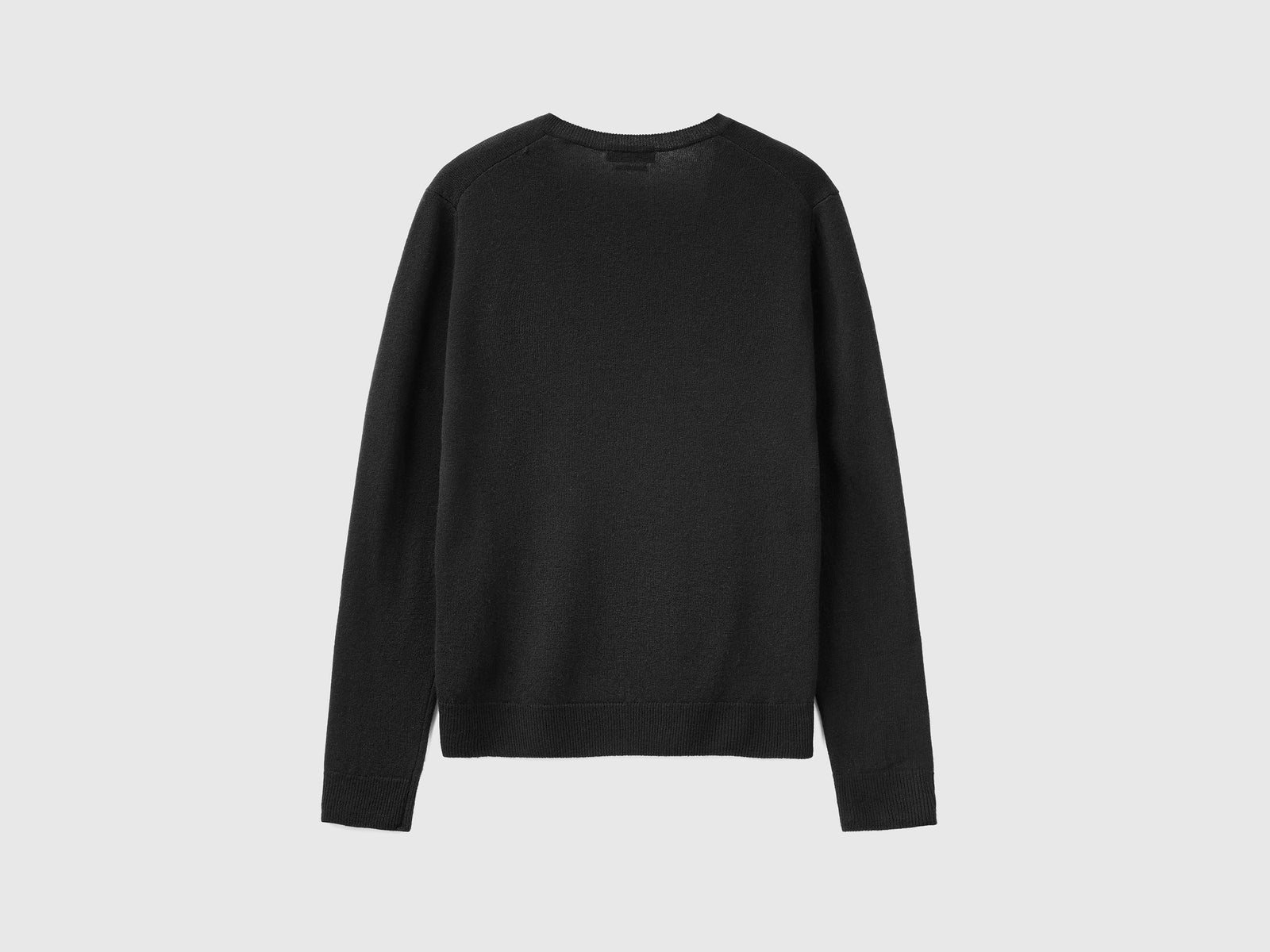 Maglia con scollo a V in pura lana Merino da donna nero 2 | Benetton Outlet