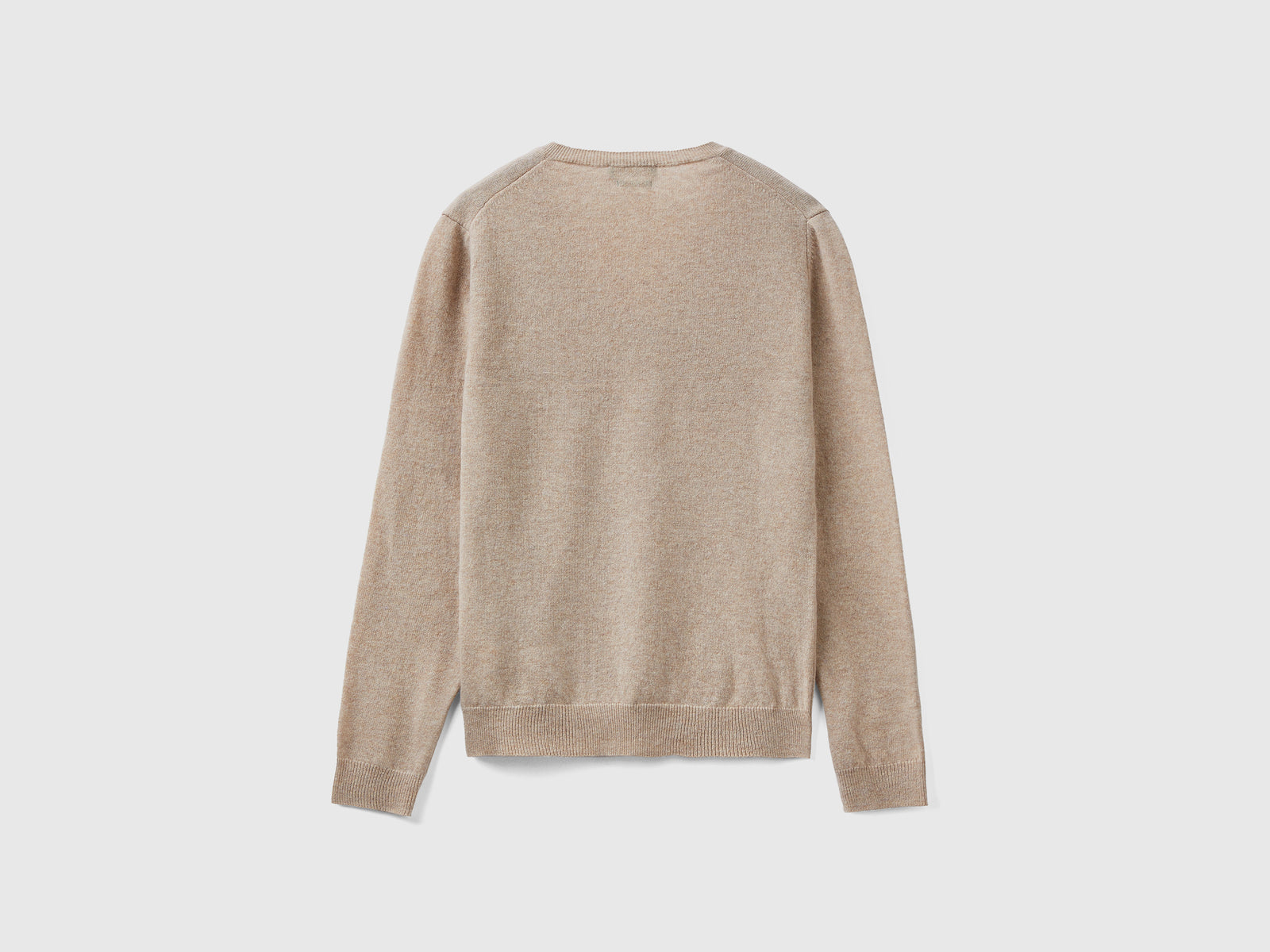 V-neck sweater in pure Merino wool da donna beige 2 | Benetton Outlet