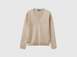 V-neck sweater in pure Merino wool