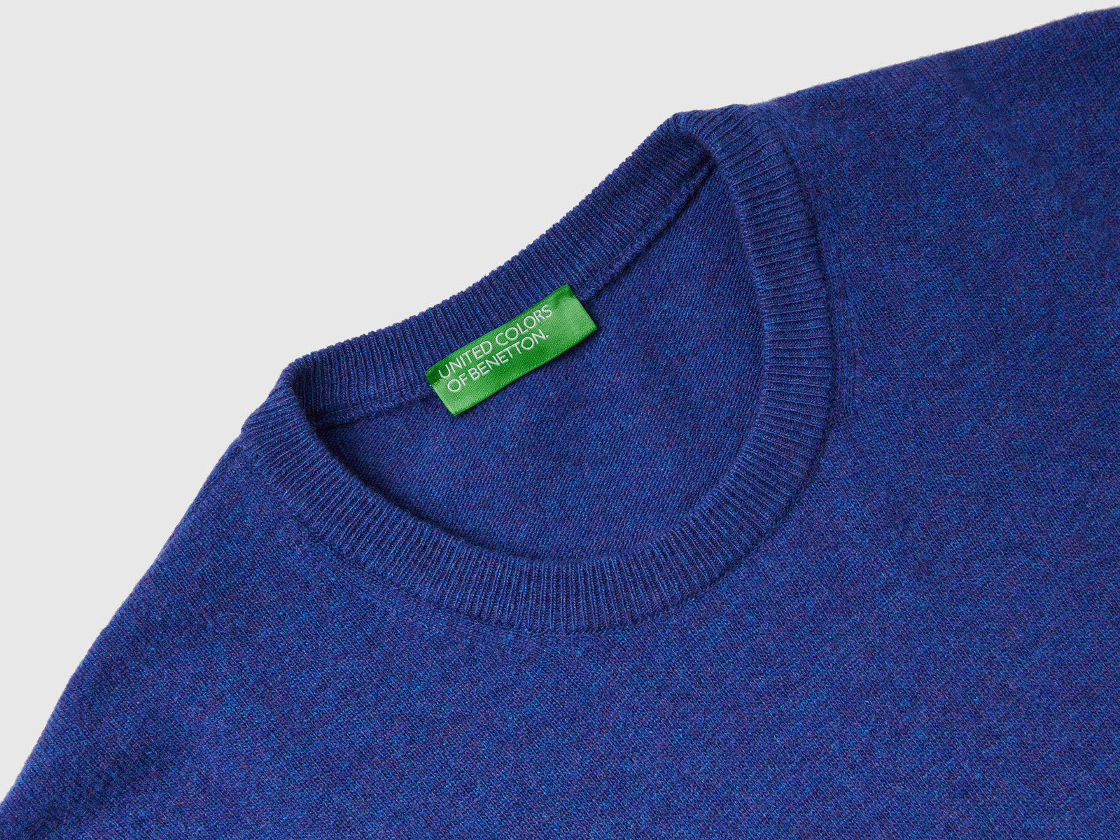 Maglia girocolloette in pura lana Merino da uomo blu 3 | Benetton Outlet