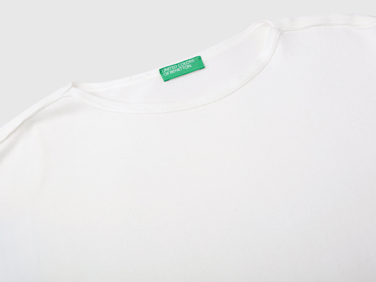 Boat neck sweater da donna bianco panna 3 | Benetton Outlet