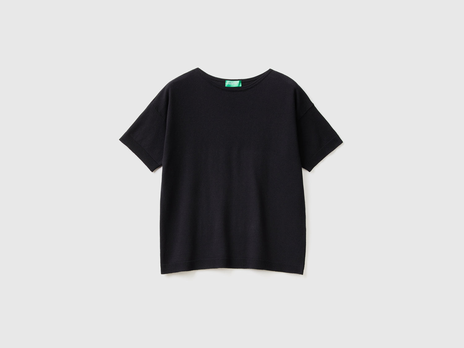 Maglia a manica corta da donna nero | Benetton Outlet