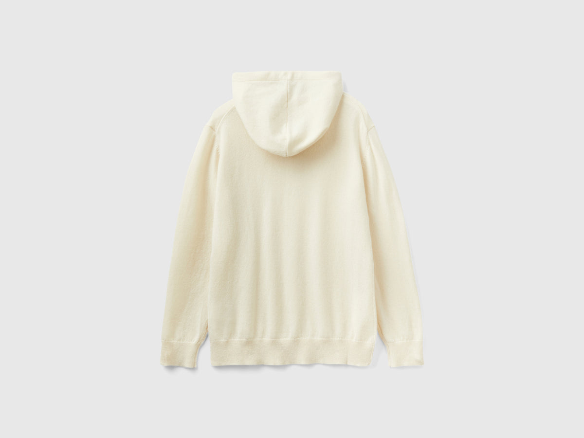 Maglia con cappuccio