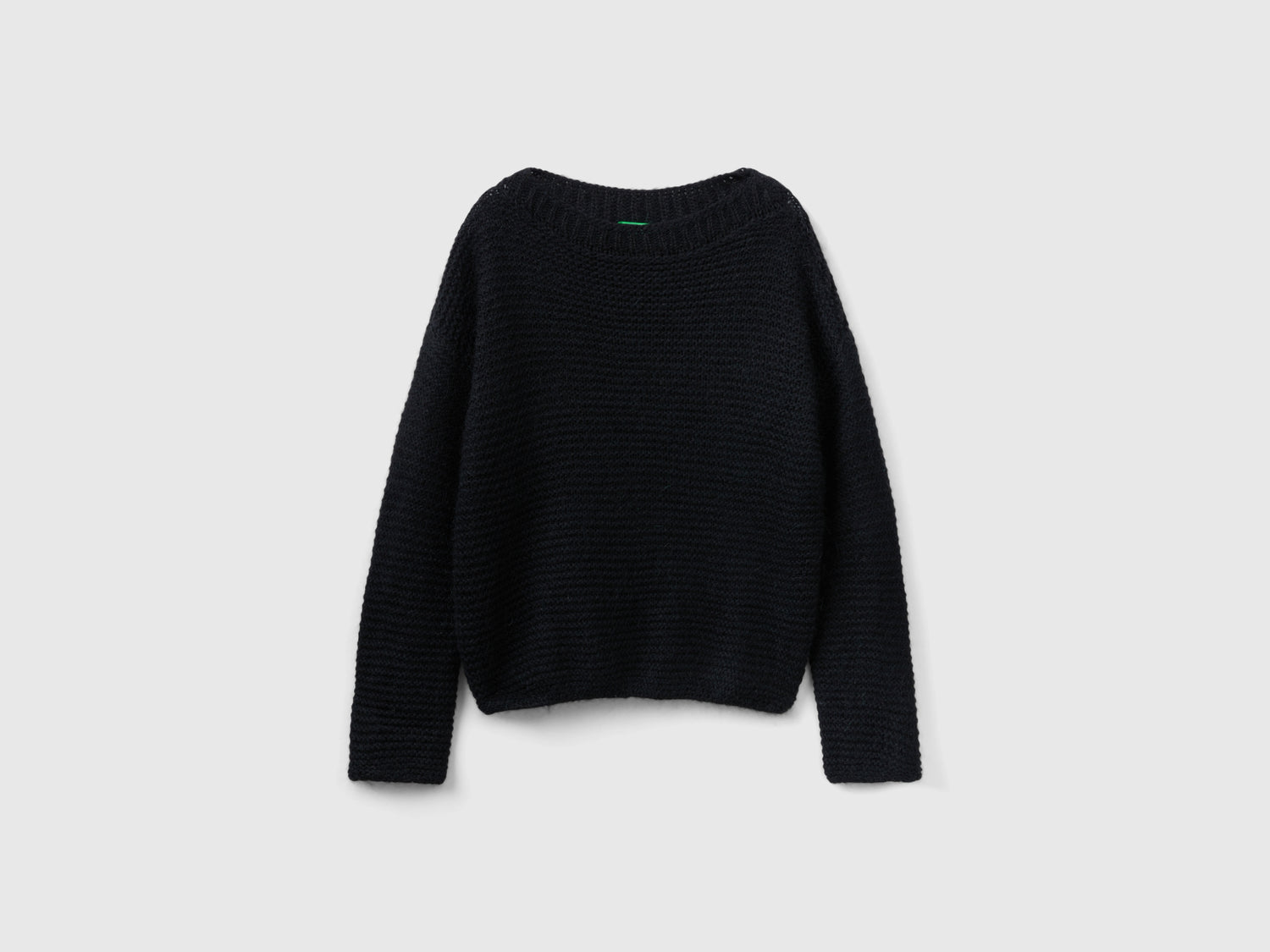 Maglia con scollo a barchetta da donna nero | Benetton Outlet