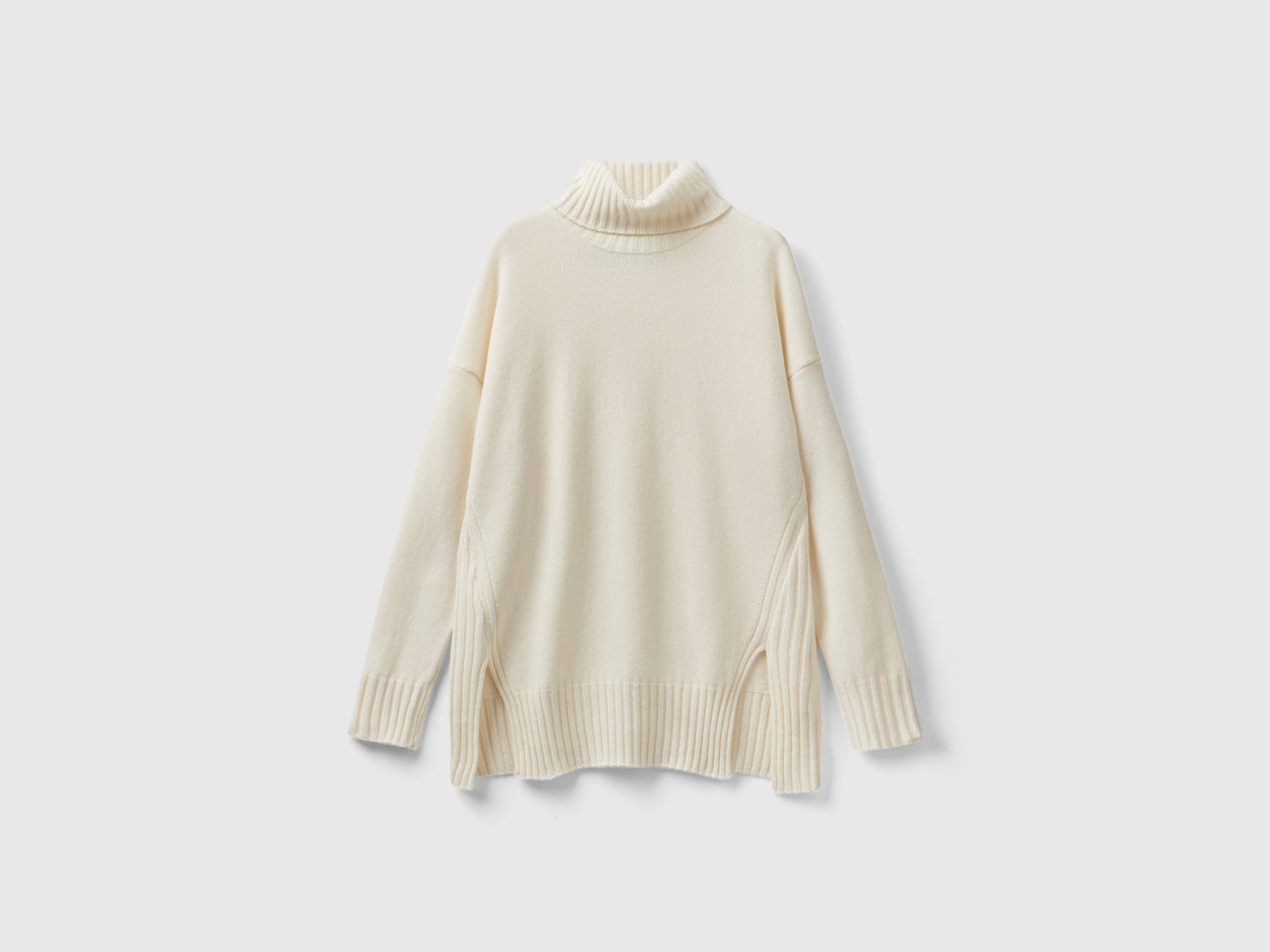 Dolcevita con spacchi da donna bianco panna | Benetton Outlet