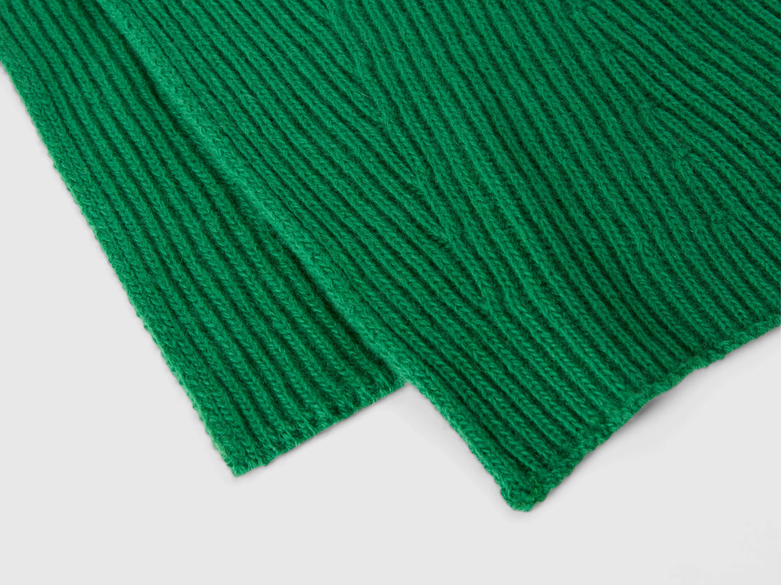 Sciarpa in misto lana da donna verde 2 | Benetton Outlet