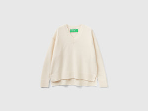 Maglione over fit con spacchi