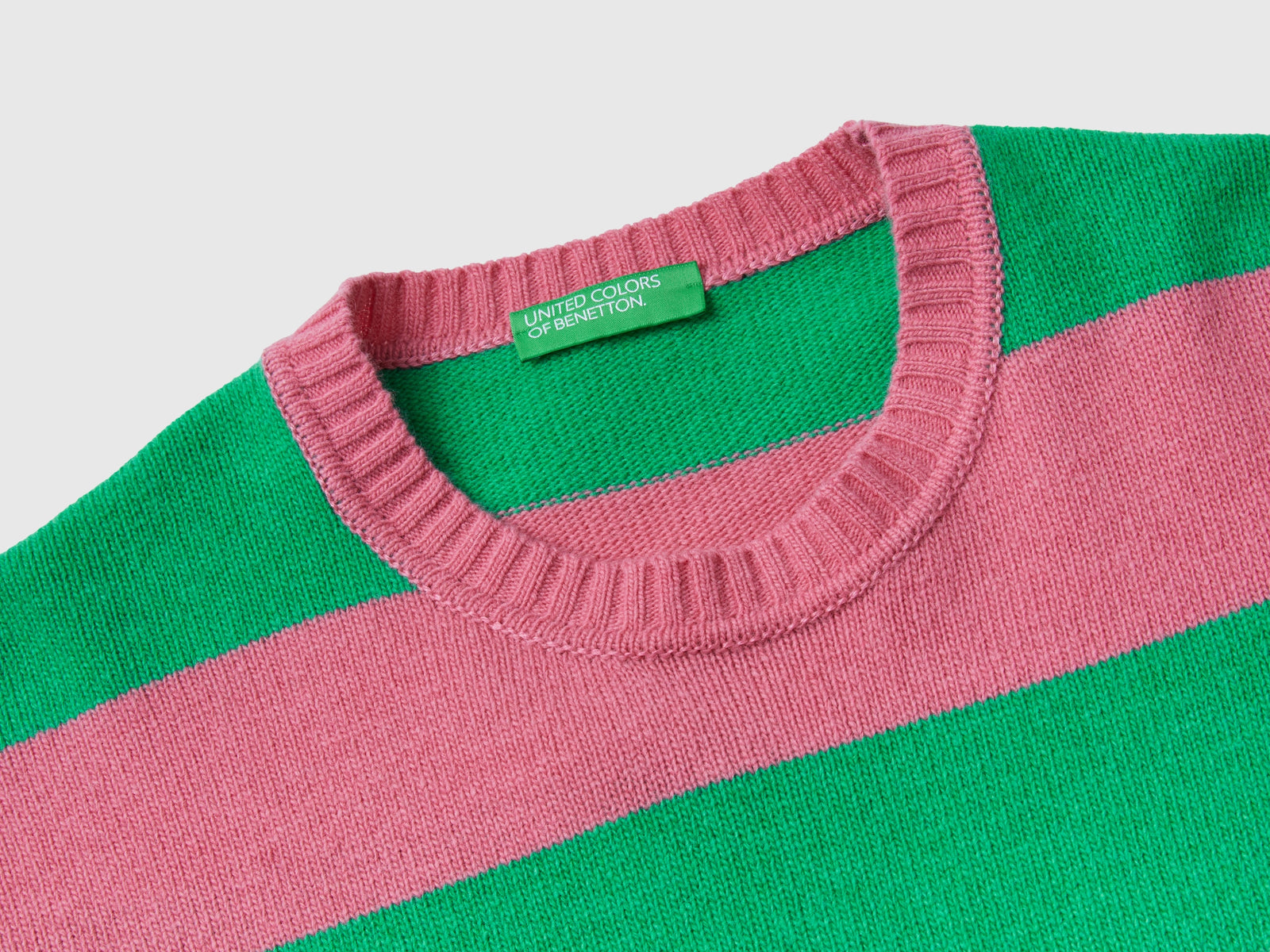 Maglione a righe bicolor da uomo rosa 3 | Benetton Outlet