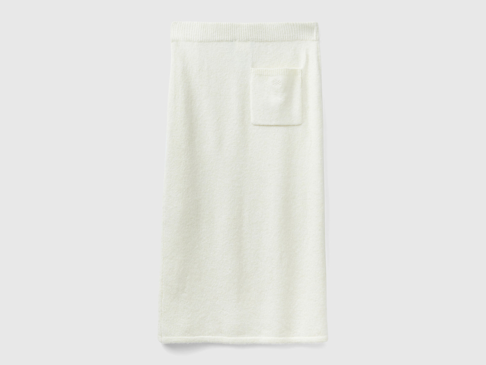 Gonna a tubino in filato riciclato da donna bianco panna 2 | Benetton Outlet