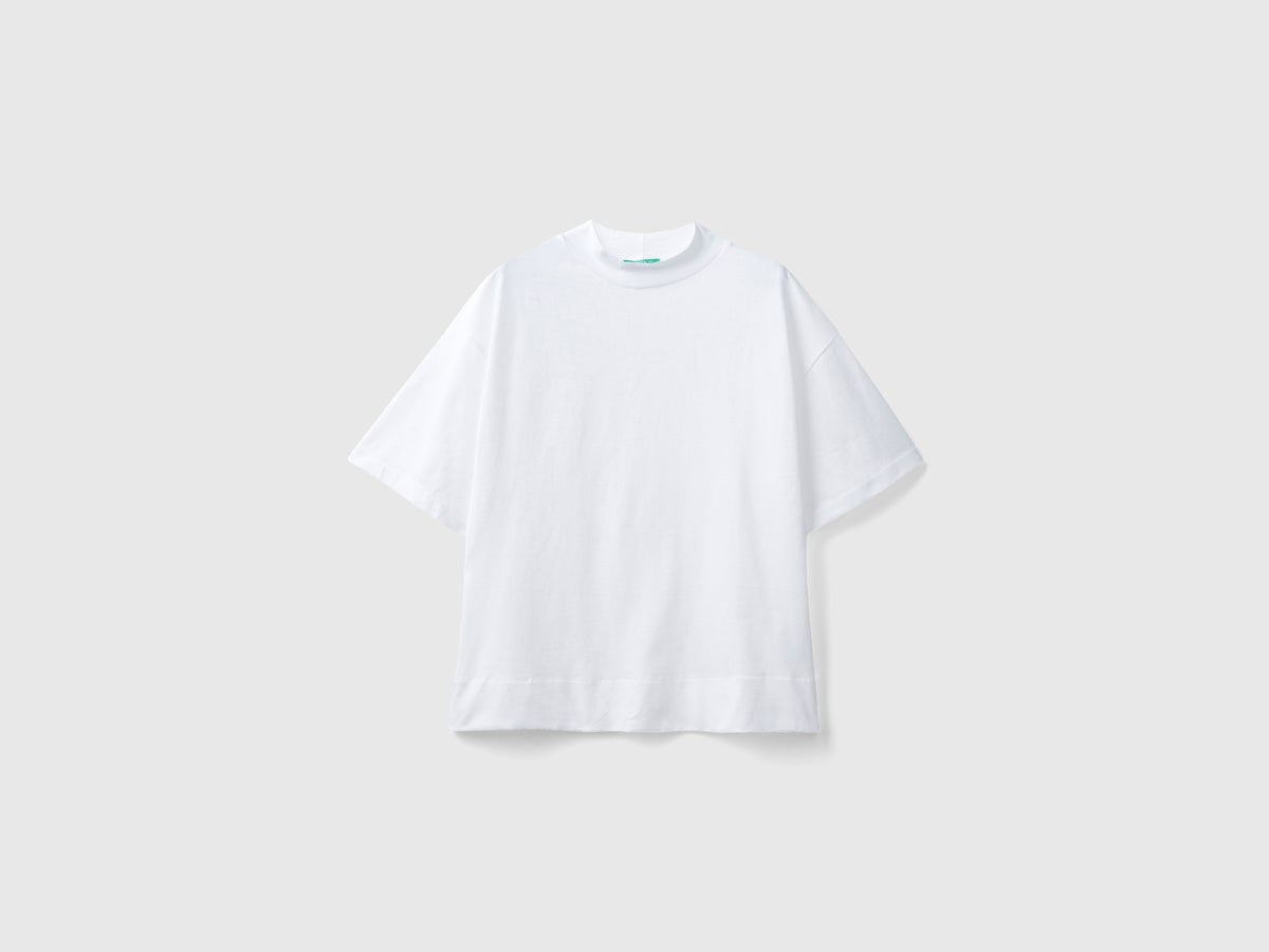 T-shirt con collo a fascetta