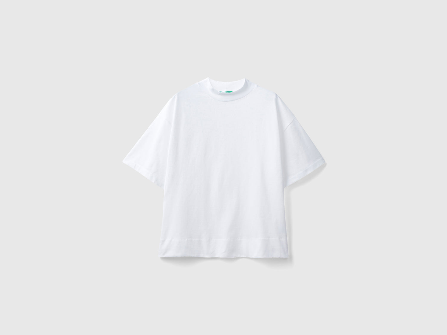 T-shirt con collo a fascetta da donna bianco | Benetton Outlet