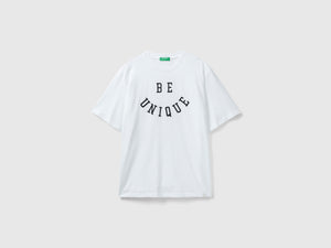 T-shirt con stampa slogan
