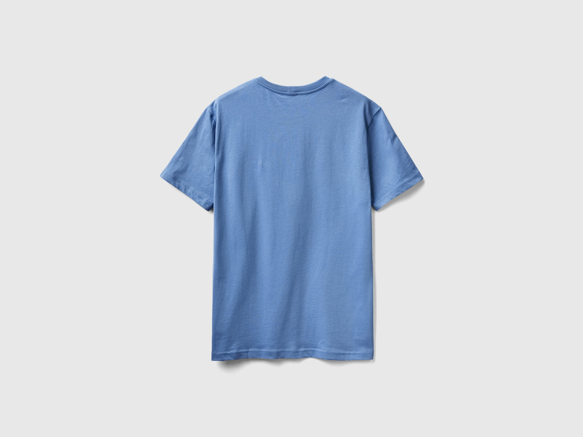 T-shirt with patch