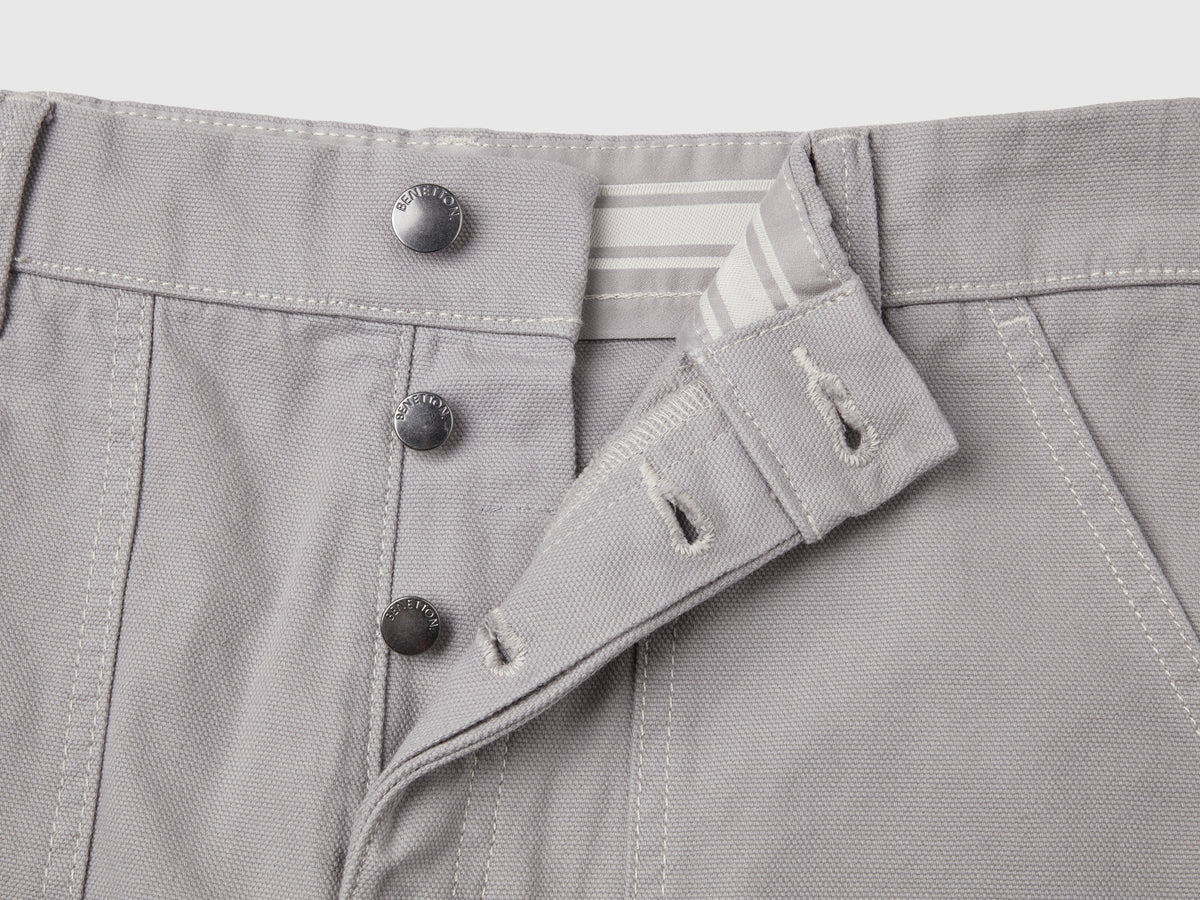 Straight trousers in cotton canvas