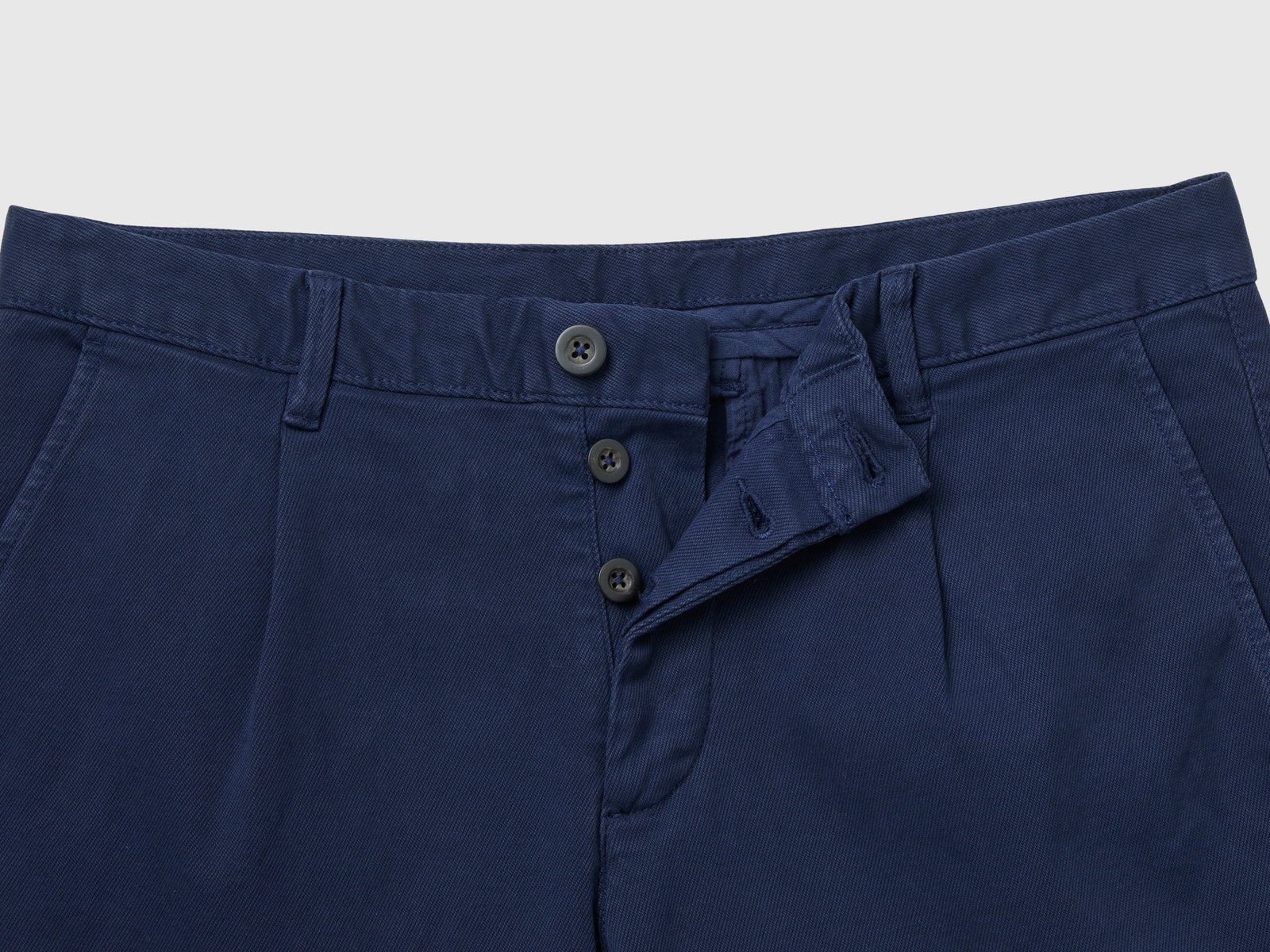Pantaloni chino in cotone stretch da uomo blu scuro 3 | Benetton Outlet