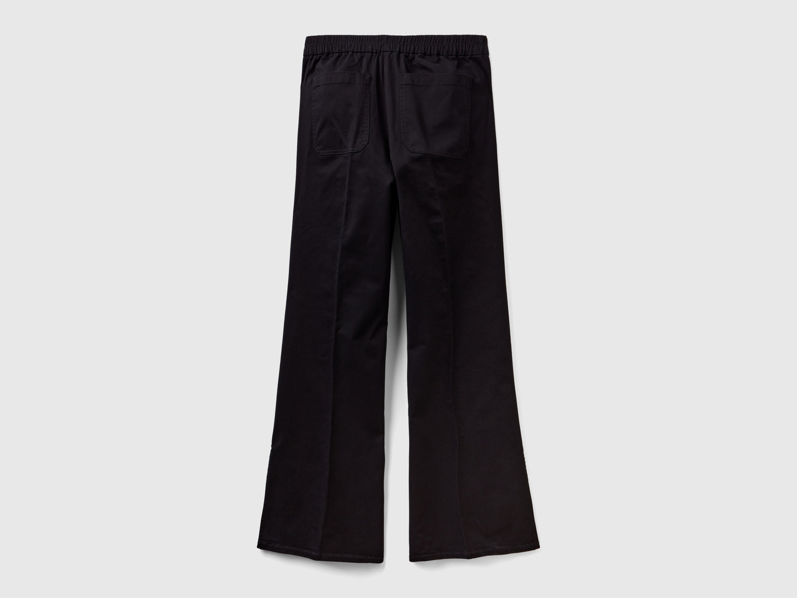 Pantaloni a zampa con spacchi da donna nero 2 | Benetton Outlet
