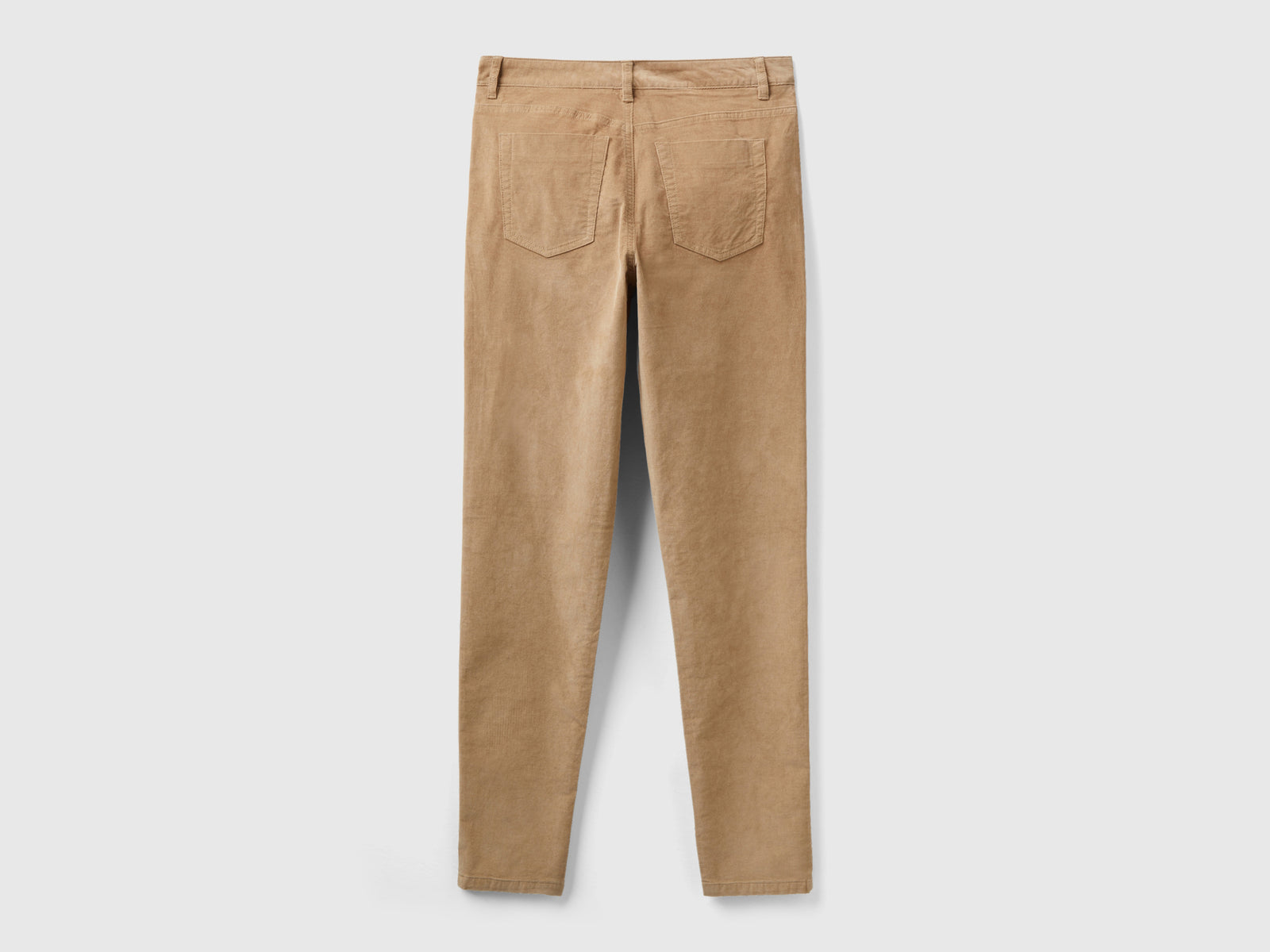 Pantaloni cinque tasche in velluto da donna cammello 2 | Benetton Outlet