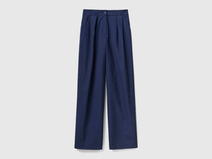 Pantaloni a vita alta