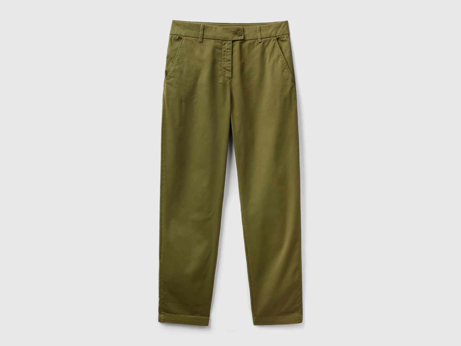 Pantaloni chino in cotone stretch da donna verde militare | Benetton Outlet