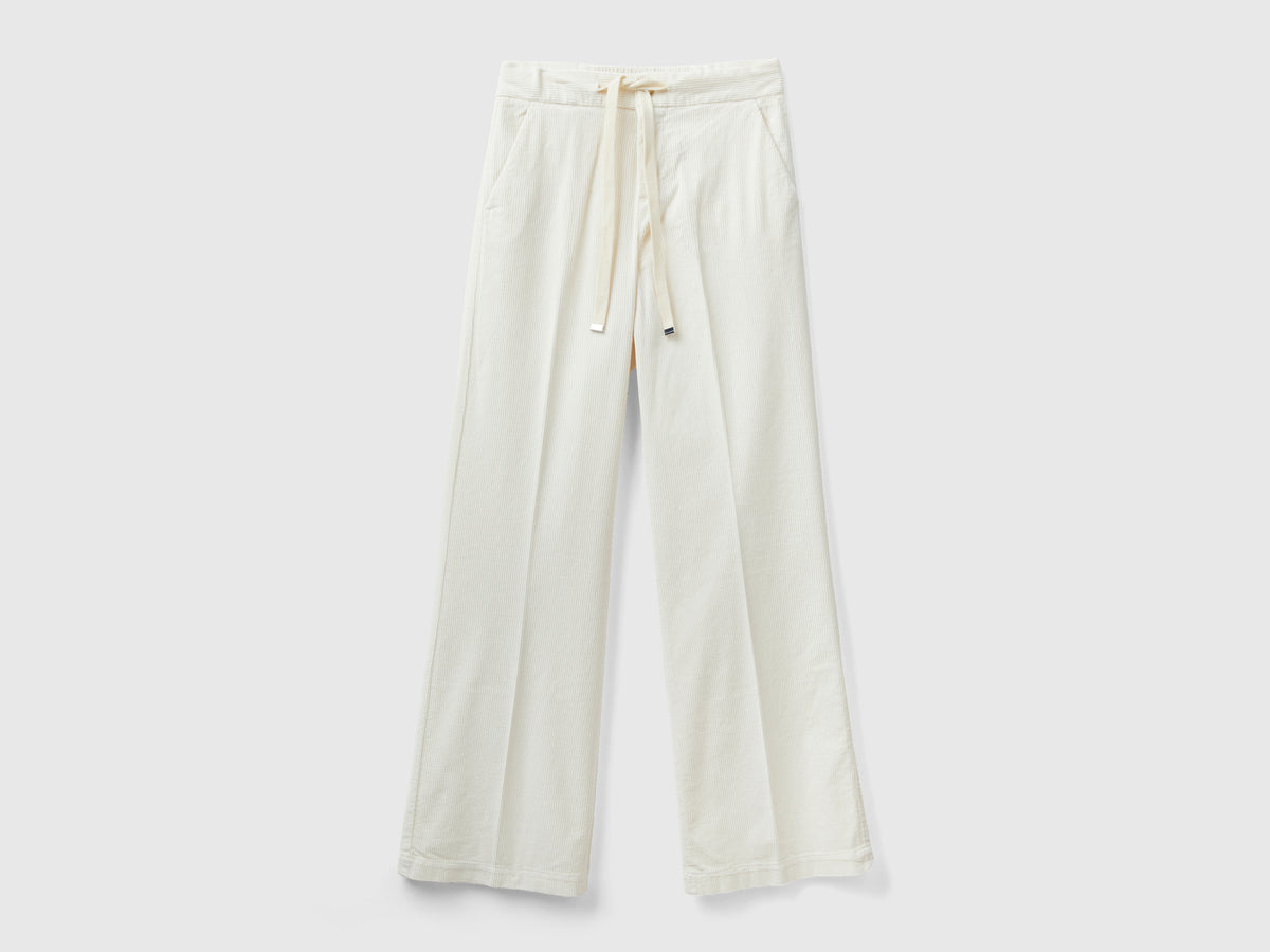 Pantalones anchos de terciopelo