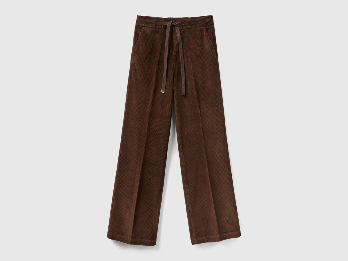 Pantalones anchos de terciopelo