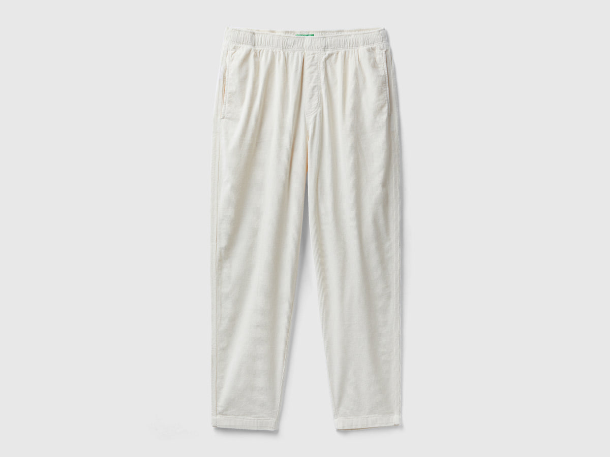 Joggers de terciopelo con cordón