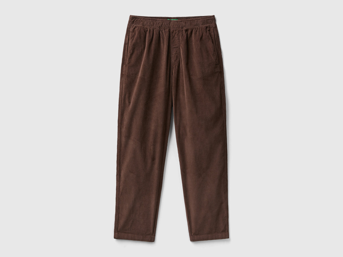 Joggers de terciopelo con cordón