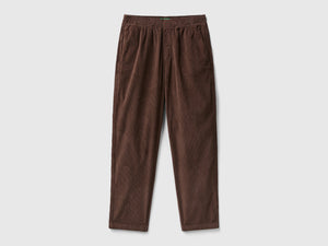 Joggers de terciopelo con cordón