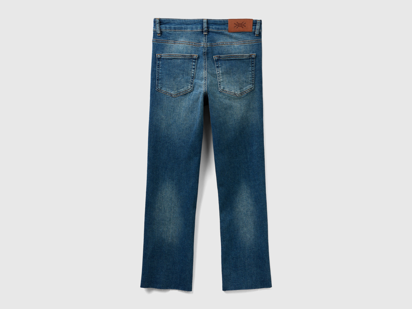 Jeans cinque tasche cropped da donna blu 2 | Benetton Outlet