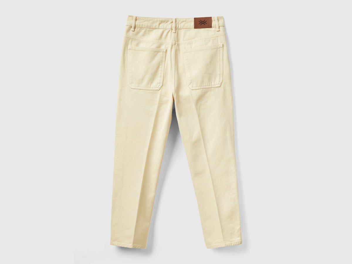 Pantaloni con pinces in cotone