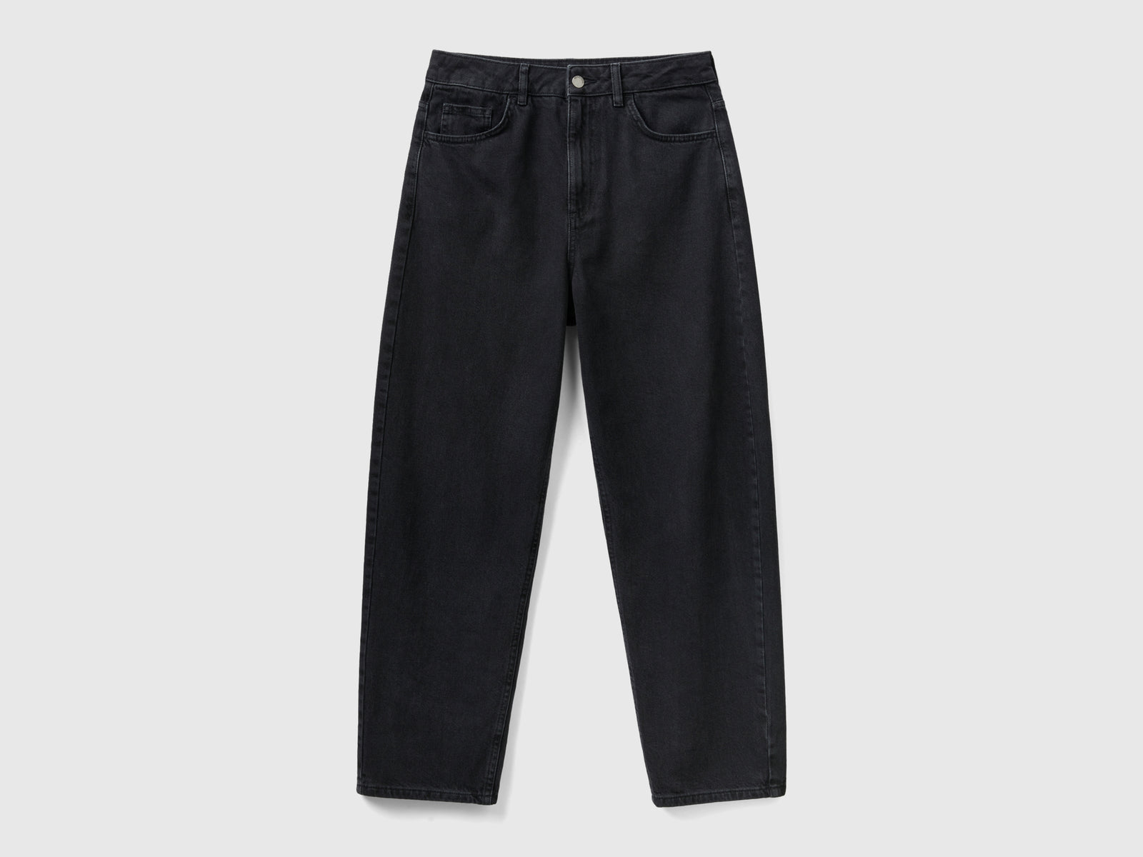 Vaqueros de corte globo da donna nero | Benetton Outlet