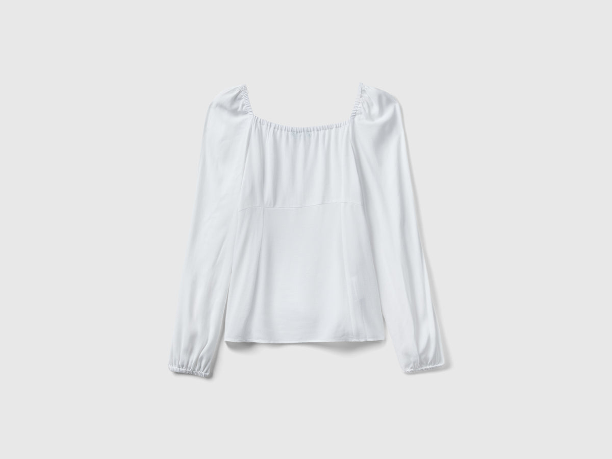 Blusa slim fit scollo quadrato